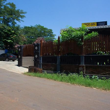 Spot On 2761 Pondok Kartini Jepara Luaran gambar